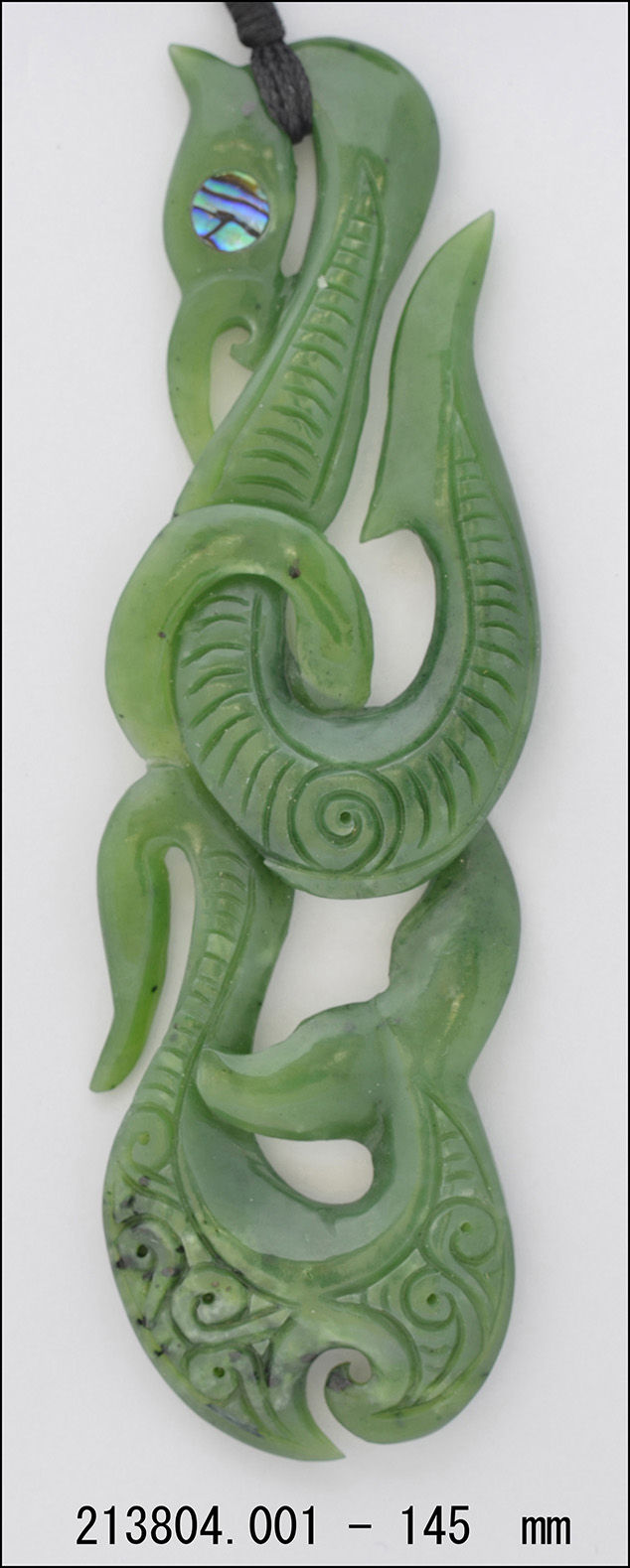 Nephrite pendant 145 mm Engrave