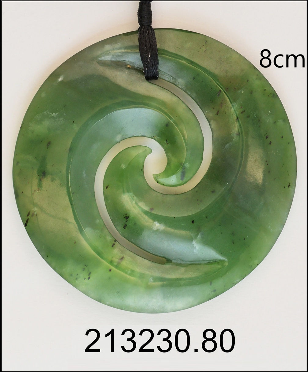 Nephrite pendant 80 mm Koru