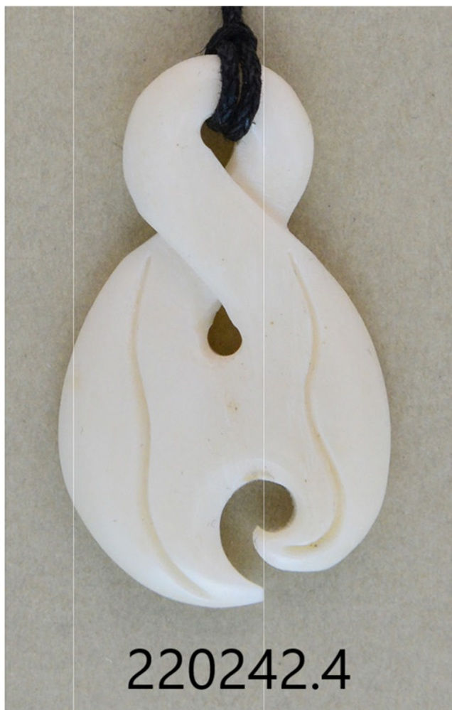 Bone carving pendant 40 mm Infinity