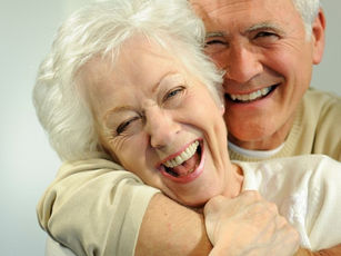couple de seniors épanouis