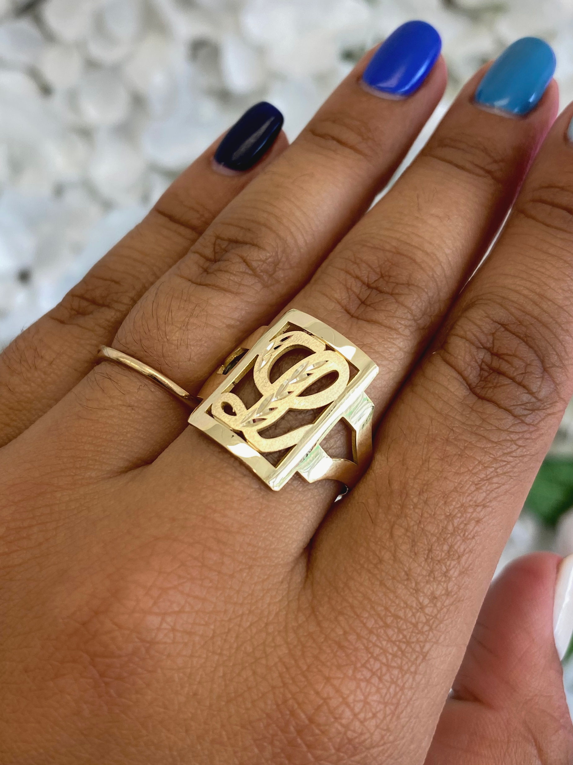 SOLID GOLD LETTER RING