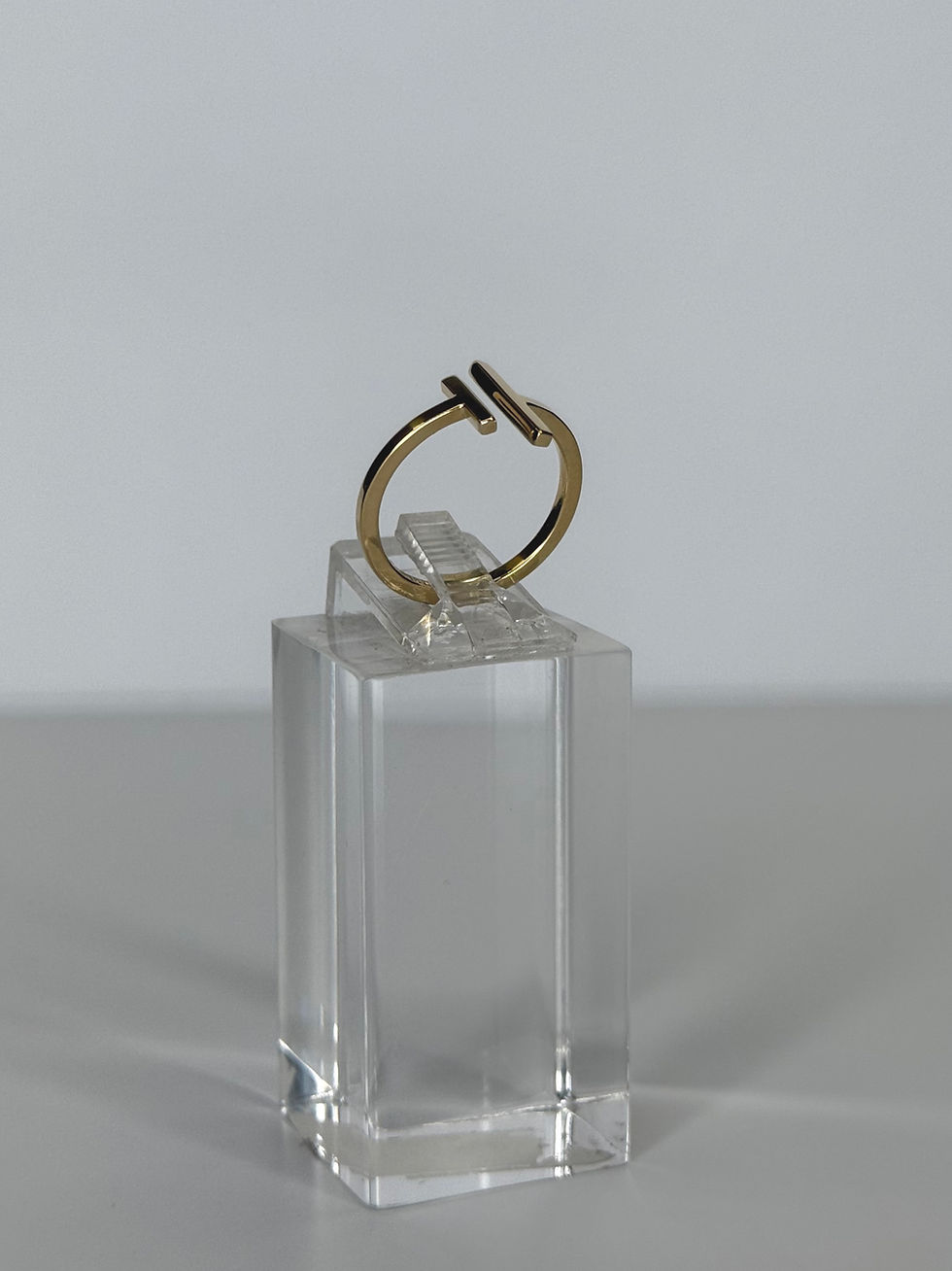 Thumbnail: 18K DOUBLE T RING