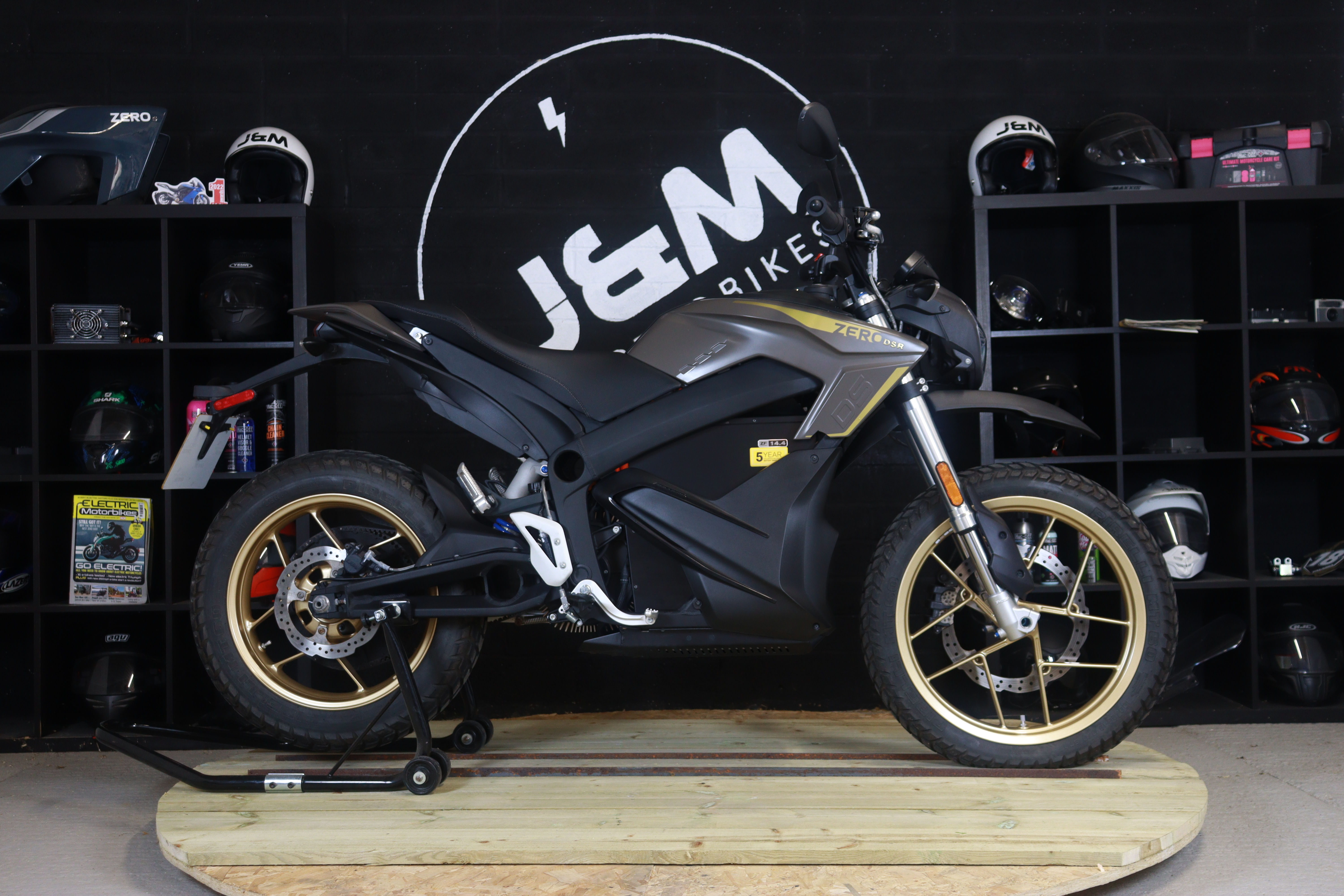 2022 Zero DSR *Charge Tank*