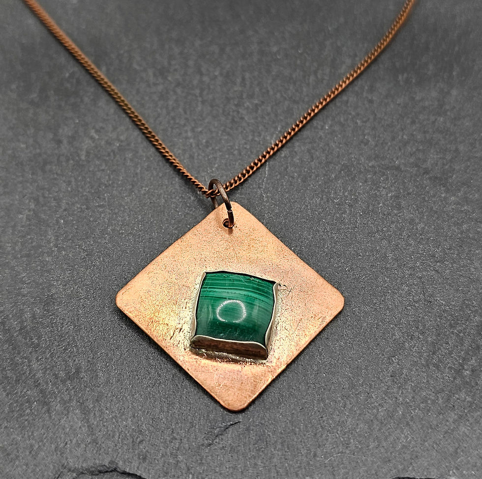 Thumbnail: Malachite necklace