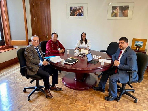 Zenyazen acompañó al gobernador Cuitláhuac García a reunión de trabajo en la SEP.