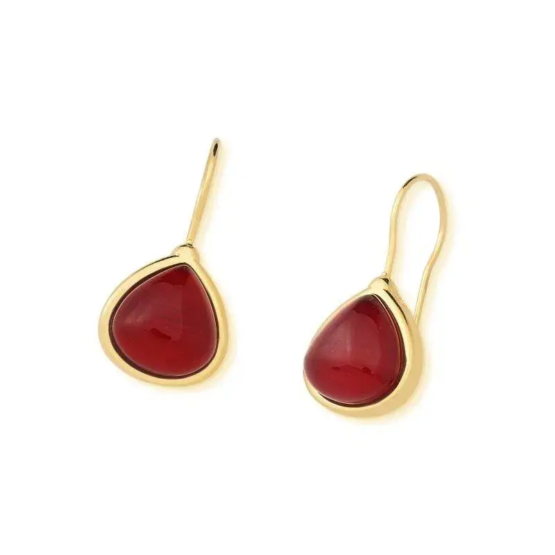 Boucles d’oreilles Agathe Rouge en agate rouge naturelle et plaqué or 750 – 3 microns, design élégant et lumineux.
