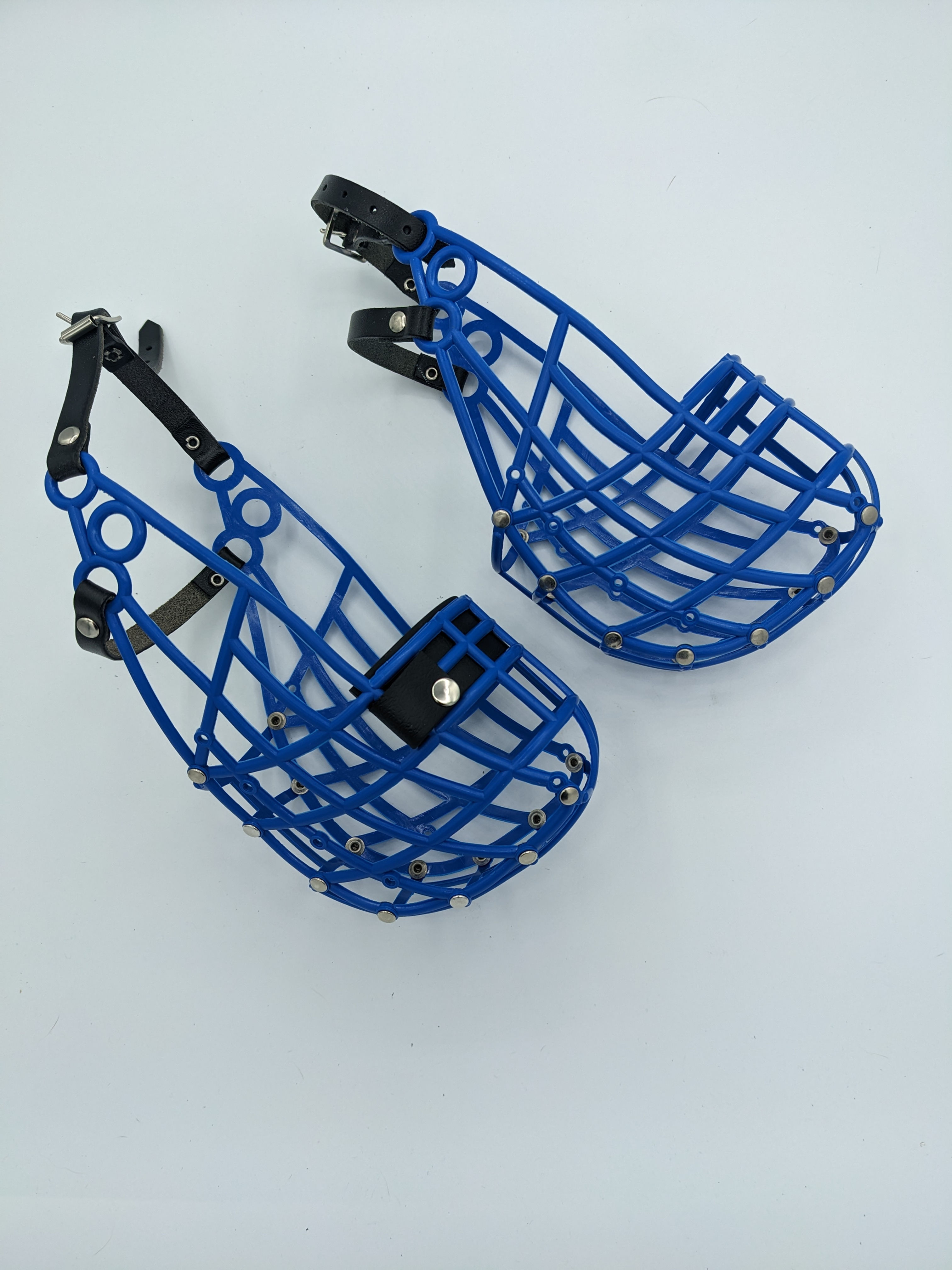 107 The original lightweight basket running muzzle