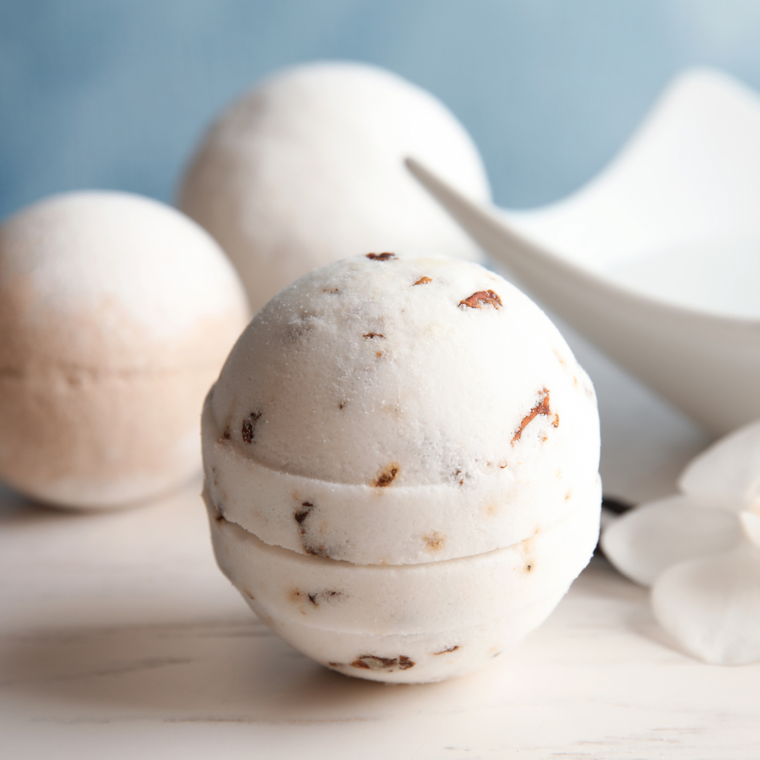 Mini natural bath bombs