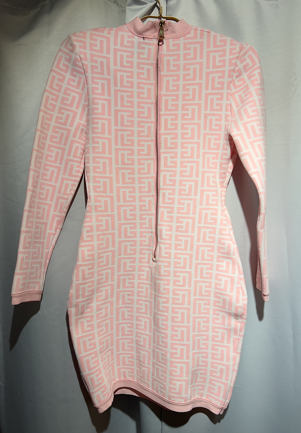 Thumbnail: Figurschmeichelndes Spandex-Kleid
