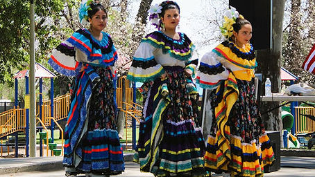 La Belleza de la Danza Folklórica