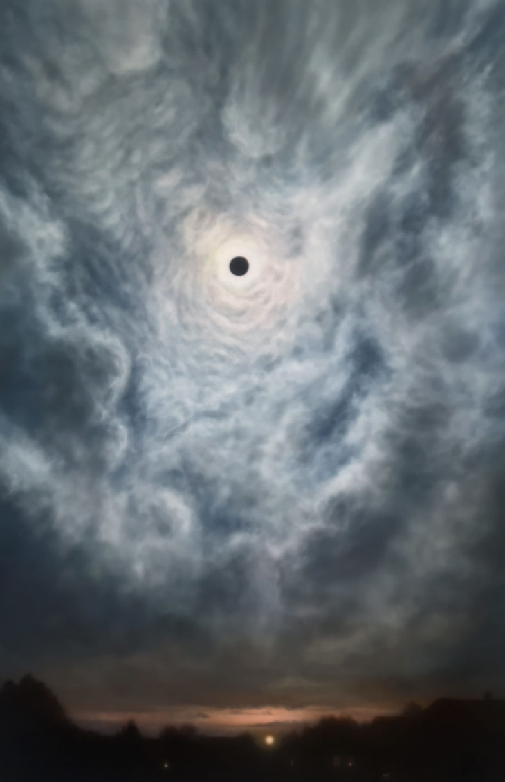 Samantha Fields, “The Path of Totality,” 2024, acrylic on canvas, 41 x 27”. All images courtesy of Traywick Gallery, Berkeley.