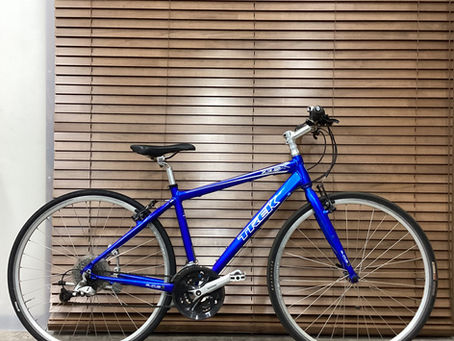 特価！！ＴＲＥＫ　7.3ＦＸ　クロスバイク