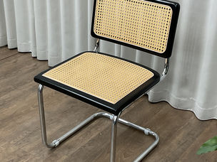 リプリダクト品　ラタン・チェスカ　カンティレバーチェア