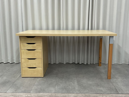 ＩＫＥＡ　ＬＩＮＮＭＯＮ　デスク２点セット