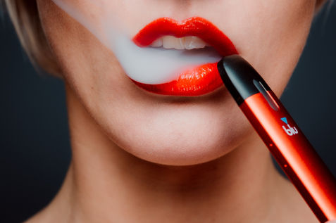 Charlotte Deckers Photography | Studio Ecommerce Photographer 