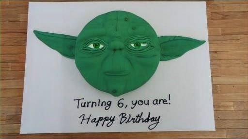 Star Wars Yoda birthday custom cake