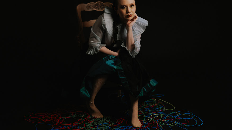 Éter Lys presenta Disparidad: un EP que convierte la oscuridad en belleza visceral