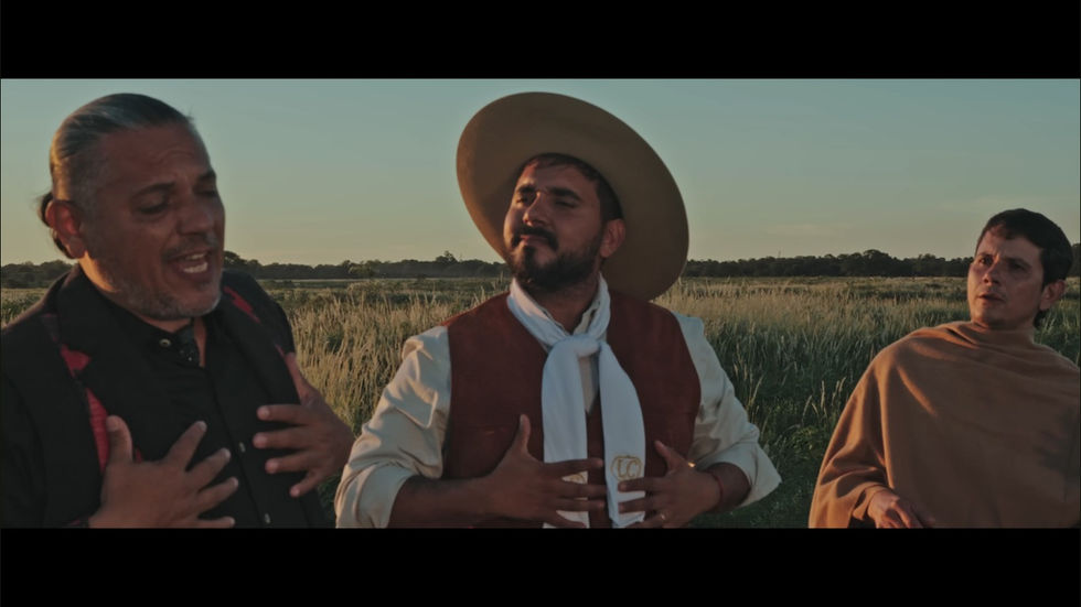 "Salpicando tradiciones", lo nuevo de Lázaro Caballero con invitados de lujo
