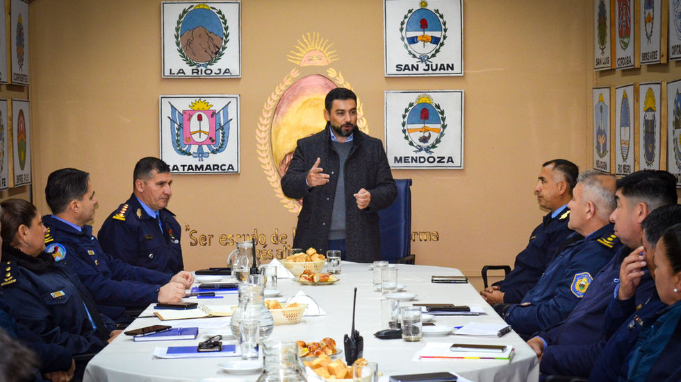 Reunión con Jefes de las Unidades Regionales de toda la provincia