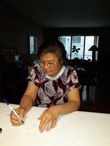 We were so pleased that members of the Wilmette church of Christ participated in this project by writing cards to adults and children impacted by domestic abuse.