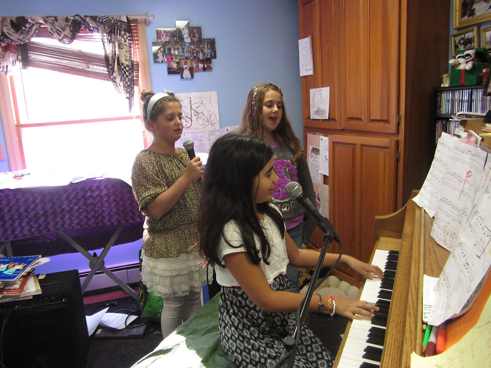 Alexa Sarah & Emily.JPG