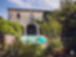 La Cour de Massillargues, lieu de paix et de repos.jpg