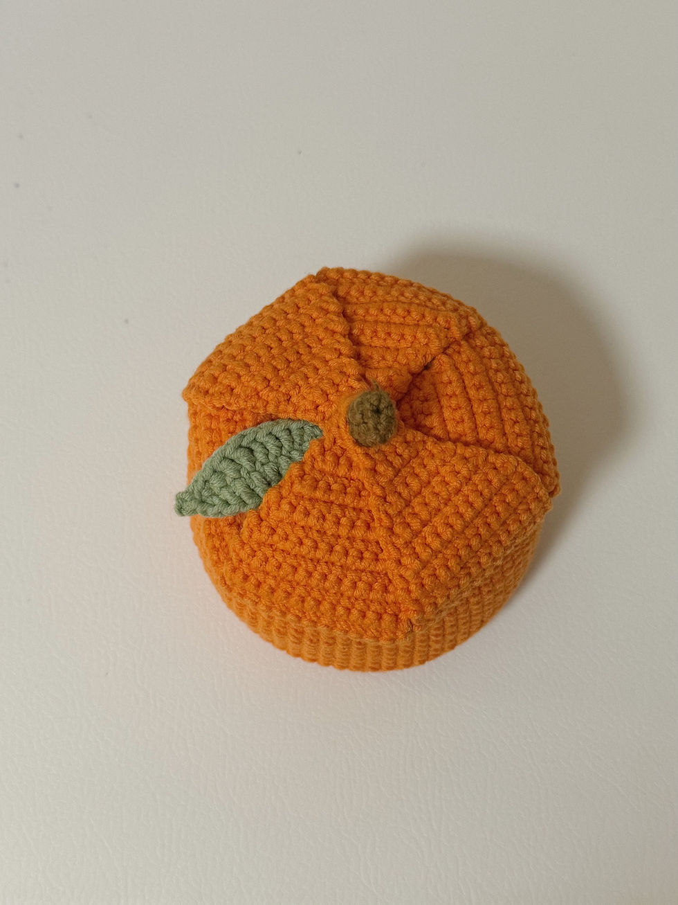 Thumbnail: Peelable orange and apple coasters
