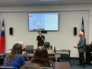 TAPA 2月1日 (星期日 2:00pm - 4:00pm) - 本次例會非常榮幸的邀請到 Simon Chen 陳十方與您講解手機攝影。