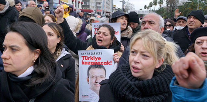 Turkish opposition mayors arrested