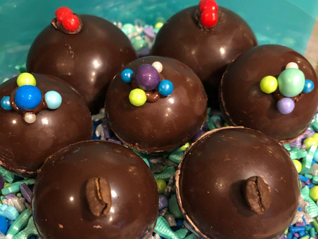 This week’s obsession: Hot Cocoa Bombs