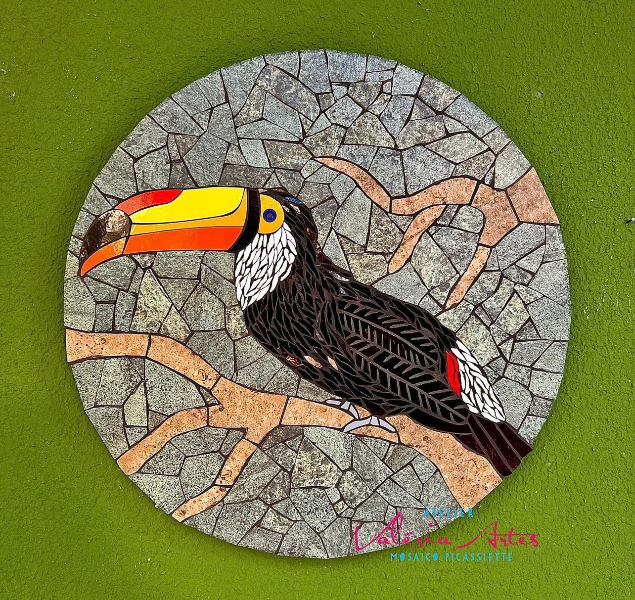 Tucano em mosaico (para área externa) 