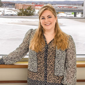 Meet Julie Hayes