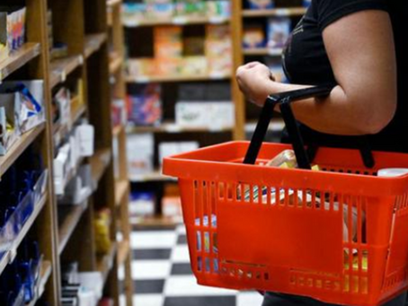 Casi uno de cada 4 hogares recurre a la tarjeta de crédito para sus compras