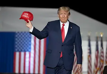 EE.UU: agentes secretos pagan cantidad exorbitante en hotel de Trump