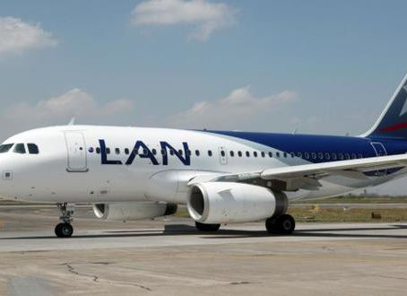 LATAM: la aerolínea fue responsable de la cancelación, demora y reprogramación
