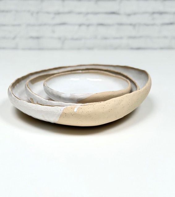 Thumbnail: Large Nesting Dish Set of 3 with Real Gold