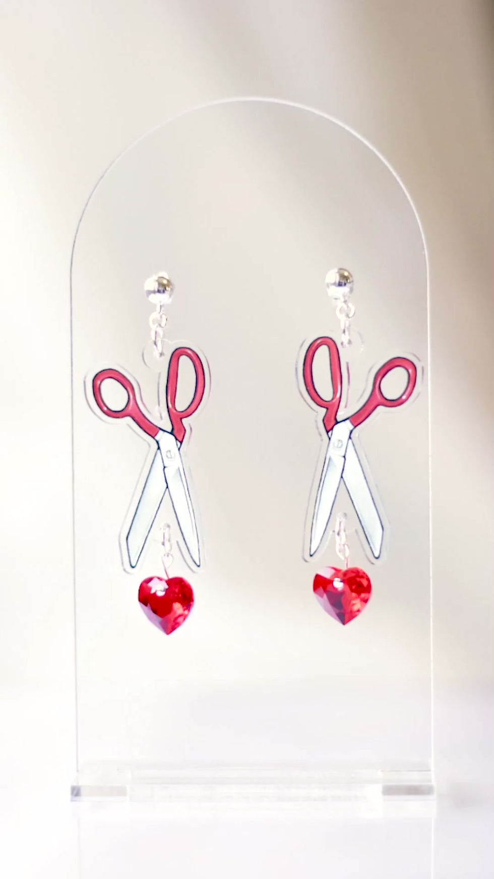 Thumbnail: Cutting Hearts Earrings