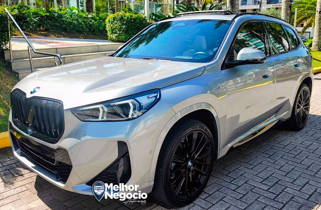 X1 SDrive 20i M Sport 2.0 TB Aut. 2024 Prata