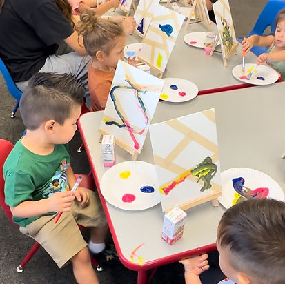 Arts and crafts at Little Stars Academy preschool in Covina