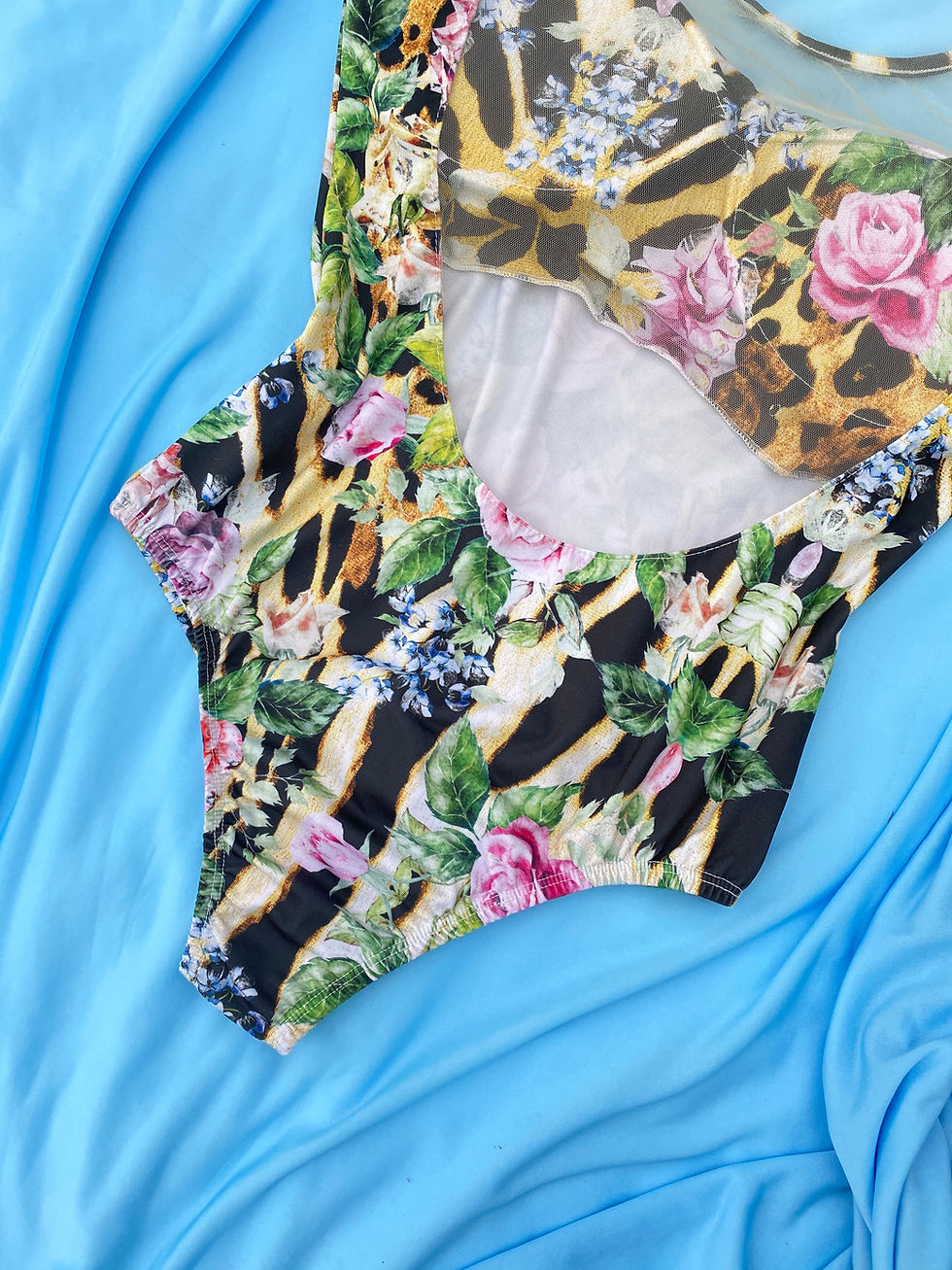 Miniatura: Body "Hello Primavera"