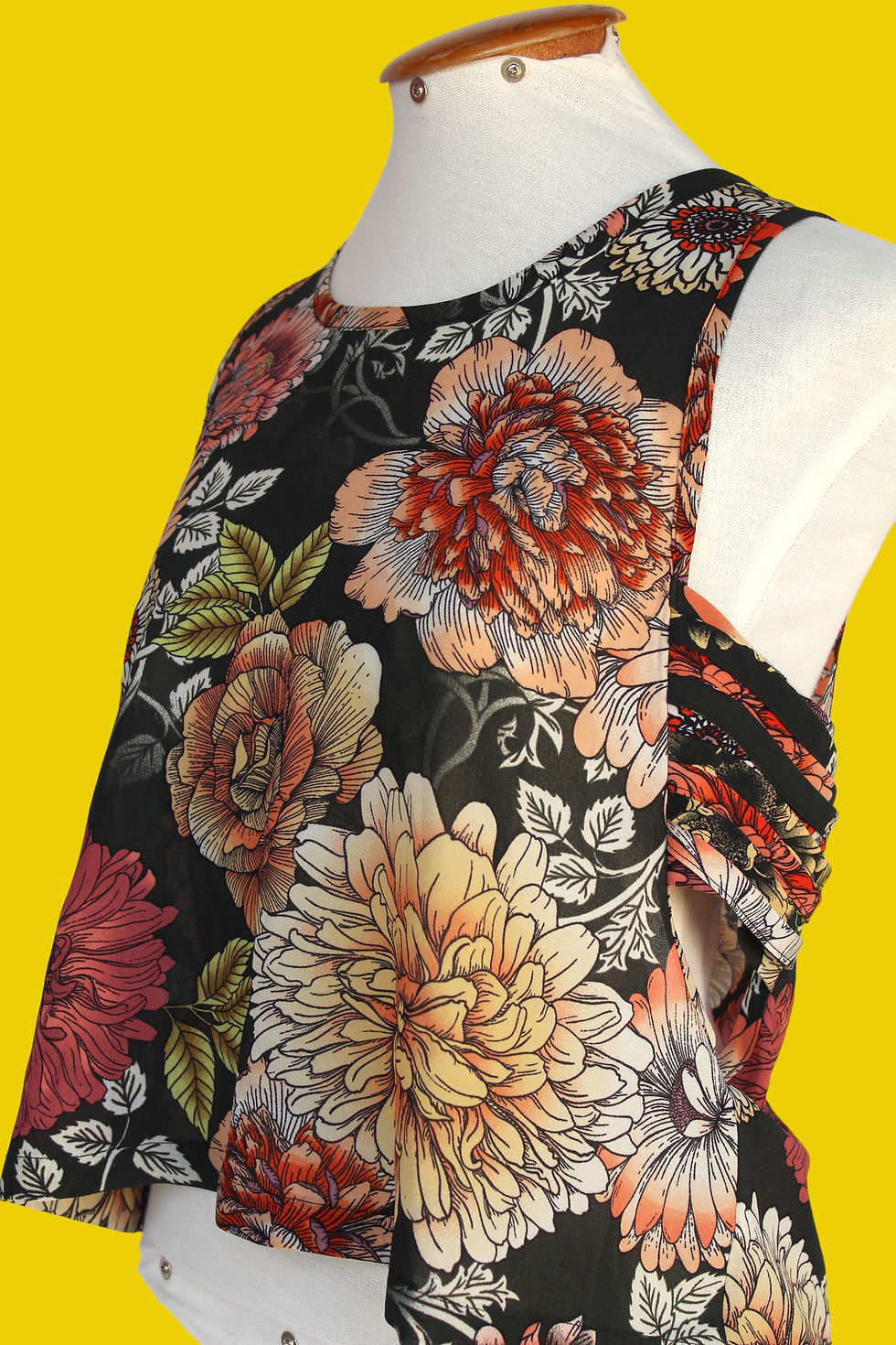 Miniatura: Cropped Floral Despojado