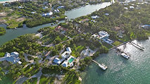 Entrance for Sweetwater Village
