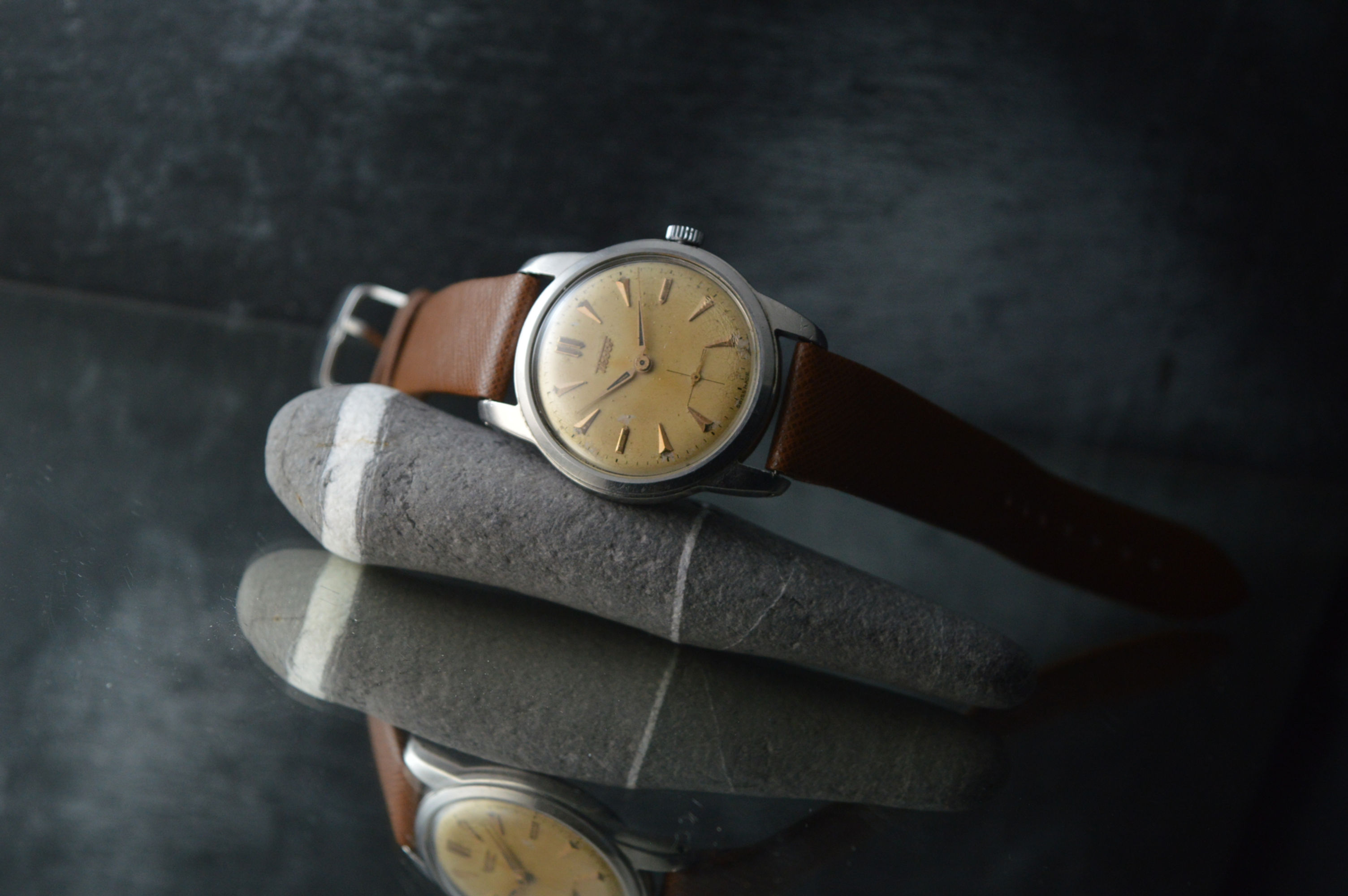 TISSOT OVERSIZED CALATRAVA WATERPROOF 37MM STEEL TROPICAL DIAL VINTAGE WATCH