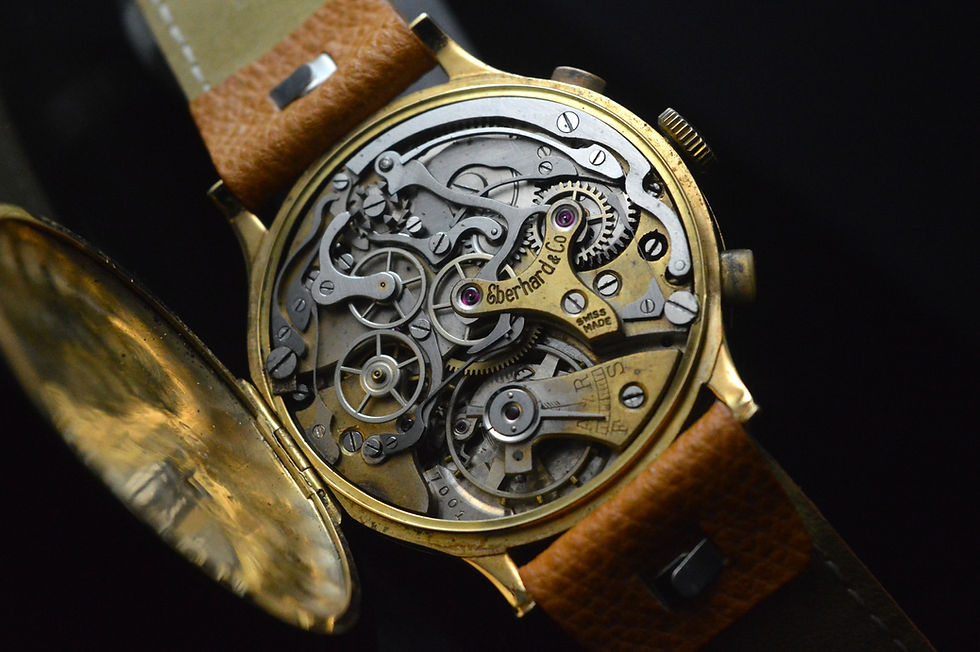 Miniatura: Eberhard & Co. Extra-fort 18k Gold Oversized Chronograph Stepped + Hinged Case