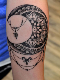 moon tattoo