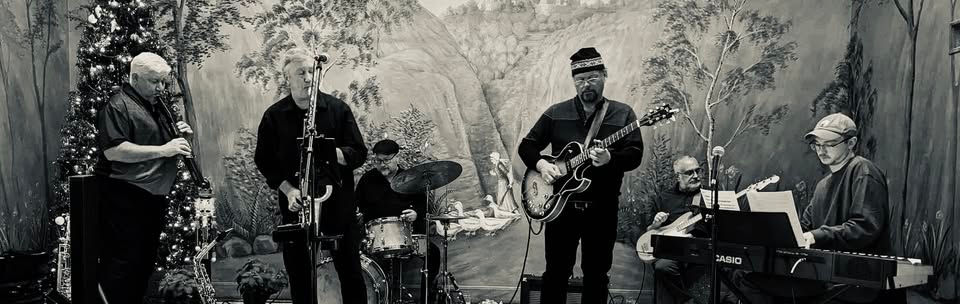 Live Music - The TriTones