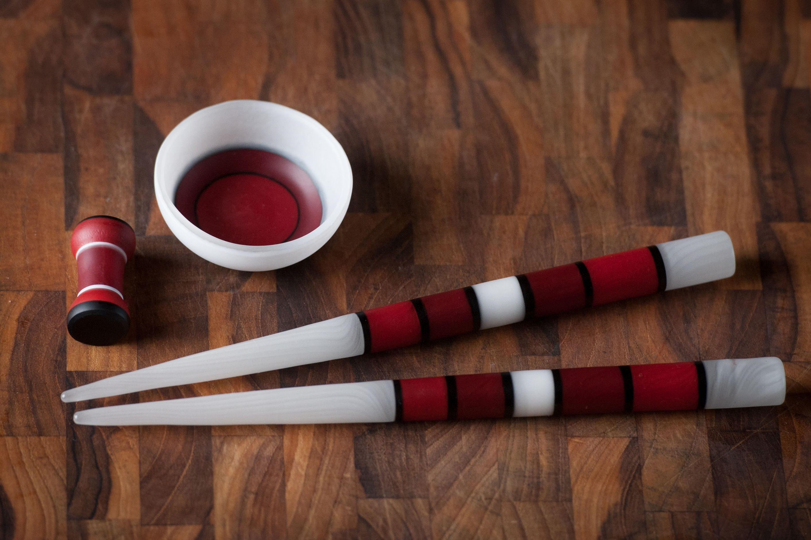 Sushi Set in White & Red