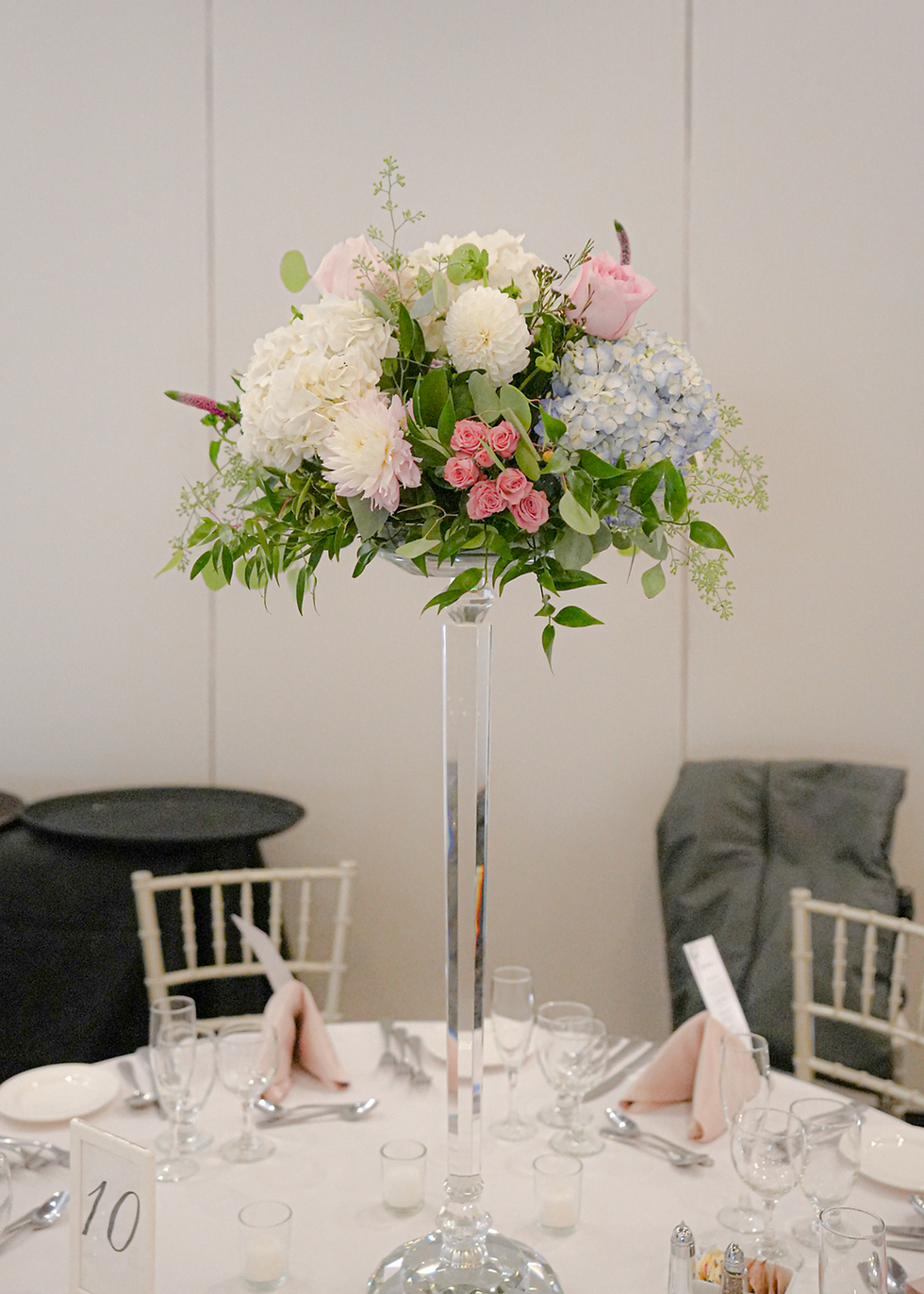 Thumbnail: Grace of Scents Guest Table Centerpiece