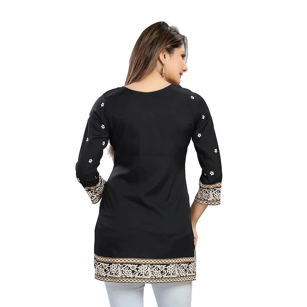 Miniatura: Ladies Tunics to Wear Over Jeans