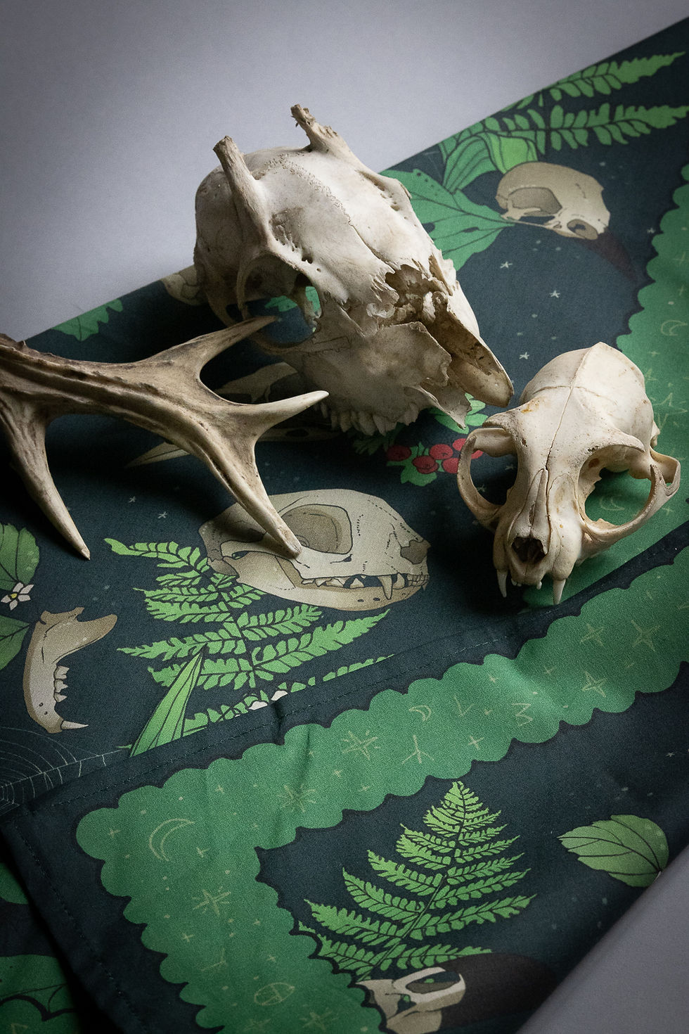 Thumbnail: 'deep forest' bandana